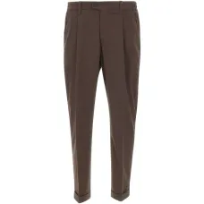 Брюки с плиссированными деталями