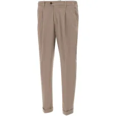 Брюки с плиссированными деталями