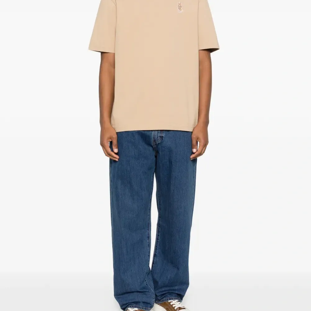 Футболка с лисой в одежде