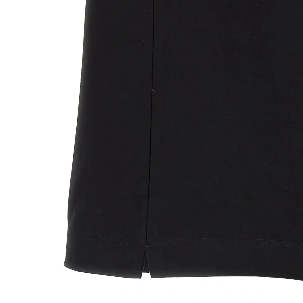 Футболка с нашивкой-логотипом