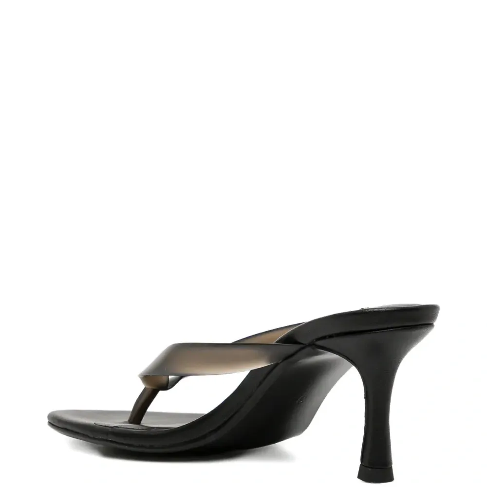 Босоножки Flowe на каблуке 75 мм