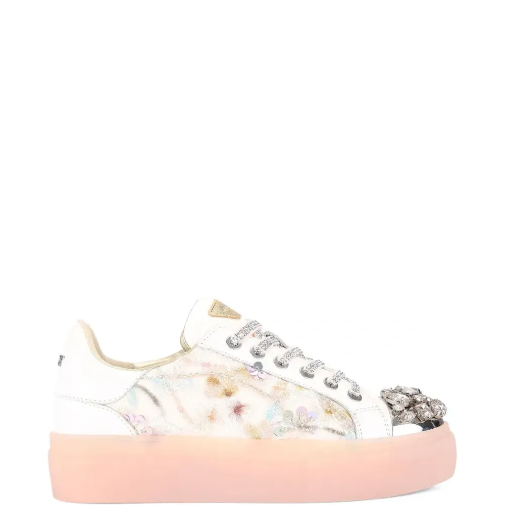 Кроссовки с кристаллами