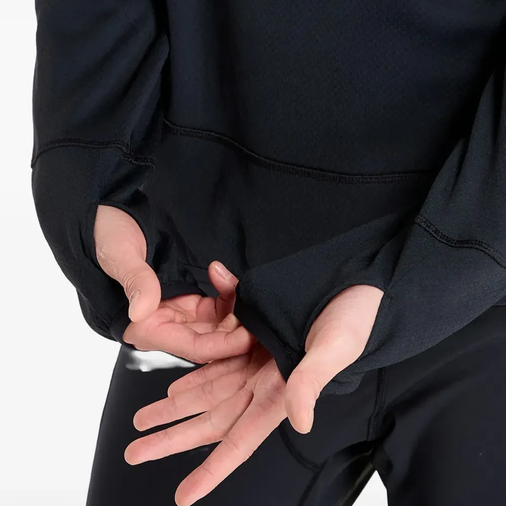 Спортивный свитшот с круглым вырезом и длинными рукавами