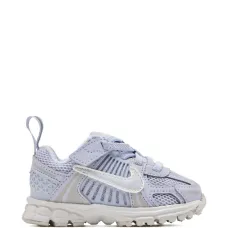 Кроссовки на шнуровке с логотипом