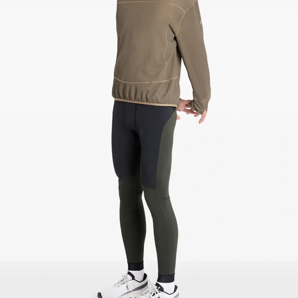 Фактурный спортивный свитшот с длинными рукавами