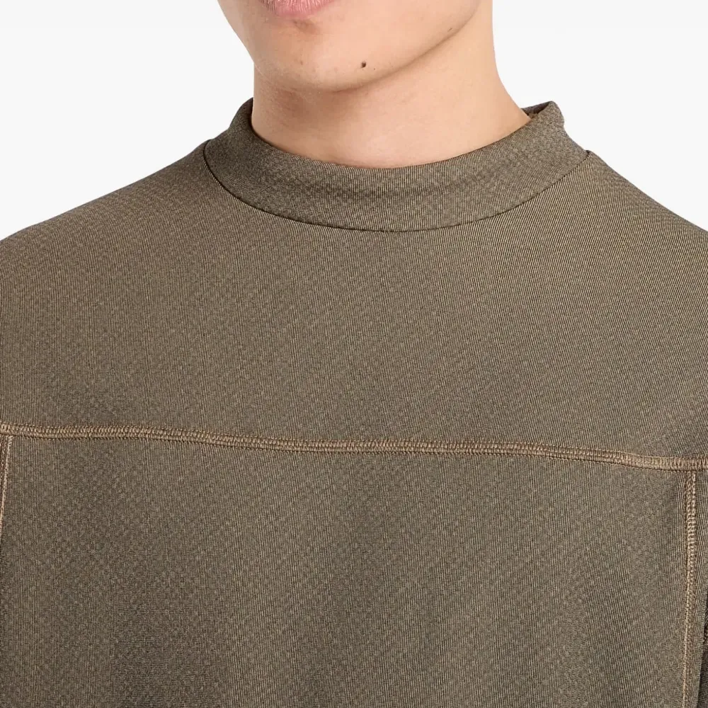 Фактурный спортивный свитшот с длинными рукавами