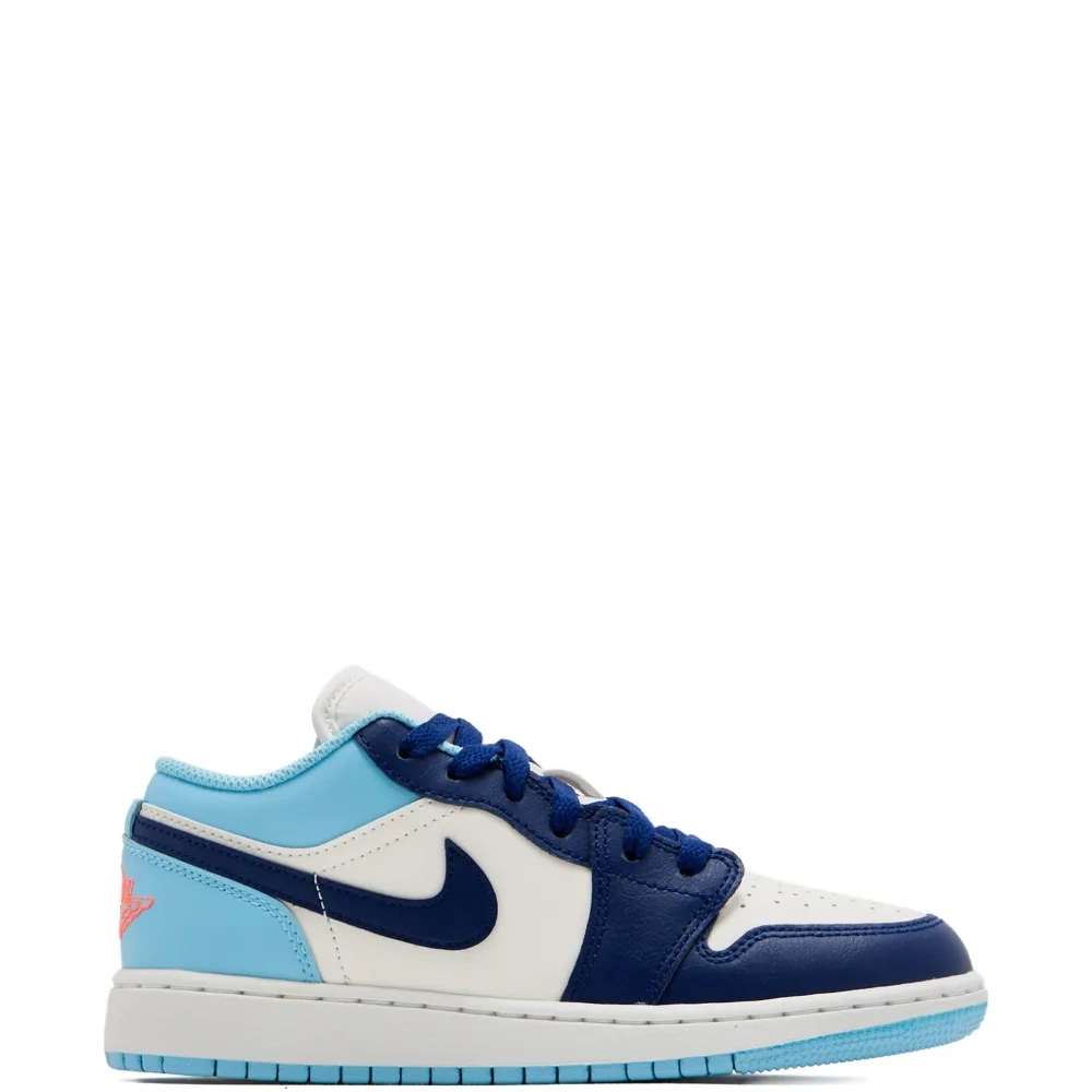 Кроссовки Air Jordan 1