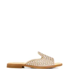 Босоножки, украшенные кристаллами