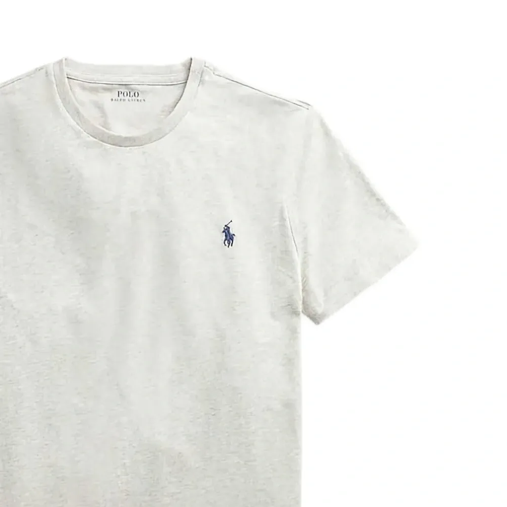 Футболка с круглым вырезом