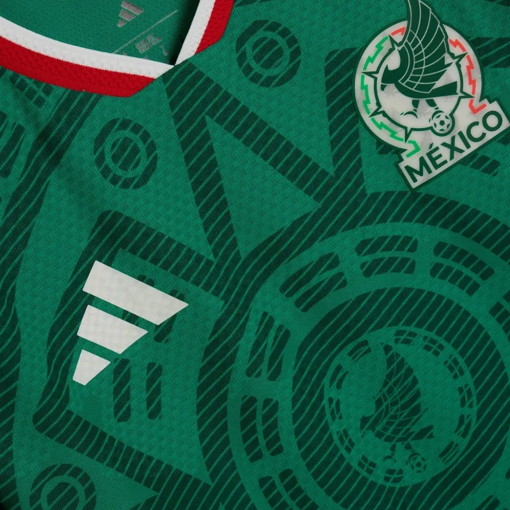 Футболка с узором FMF