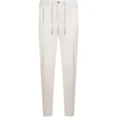 Брюки на эластичном поясе с кулиской