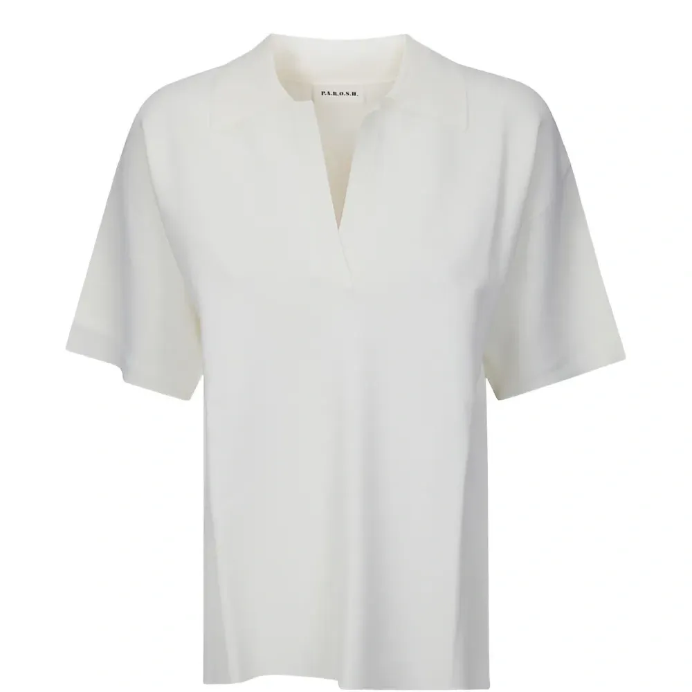 Футболка с V-образным вырезом