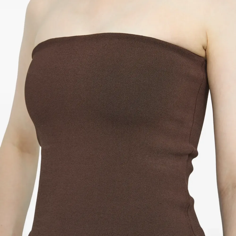 Топ без бретелек