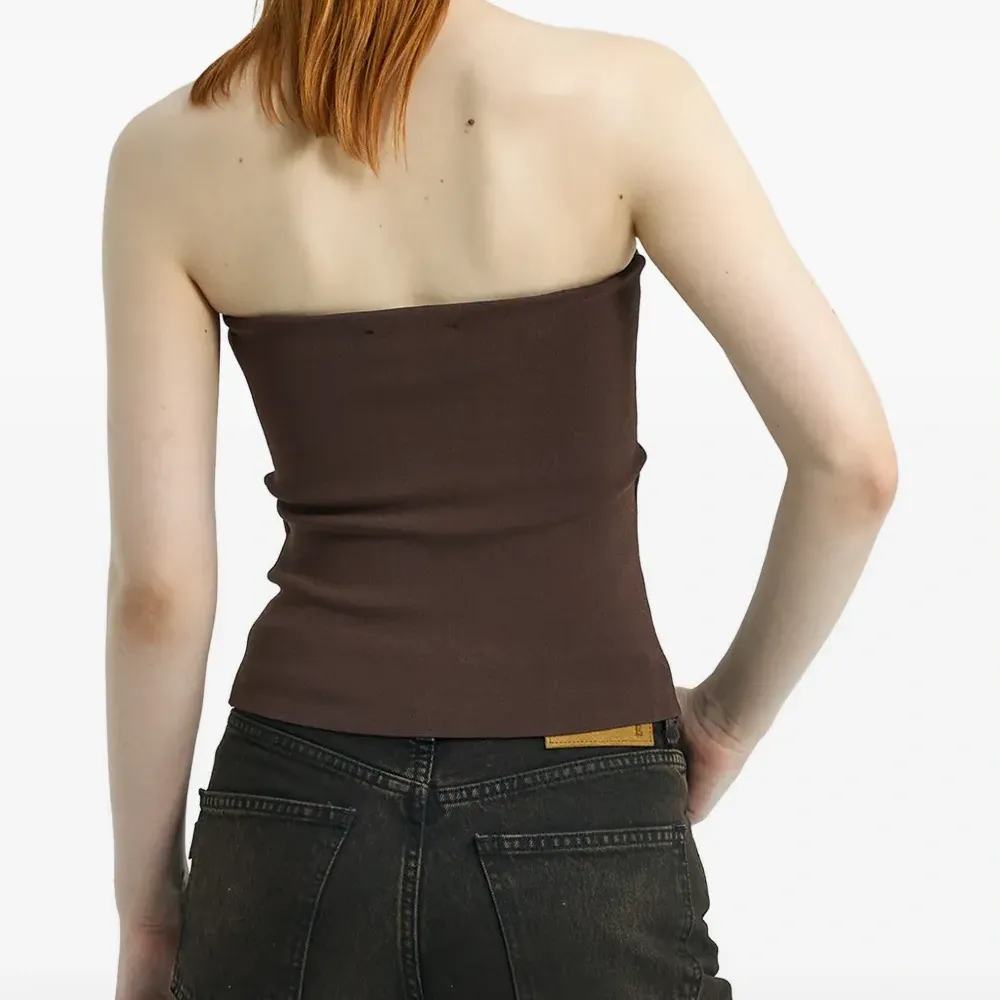 Топ без бретелек