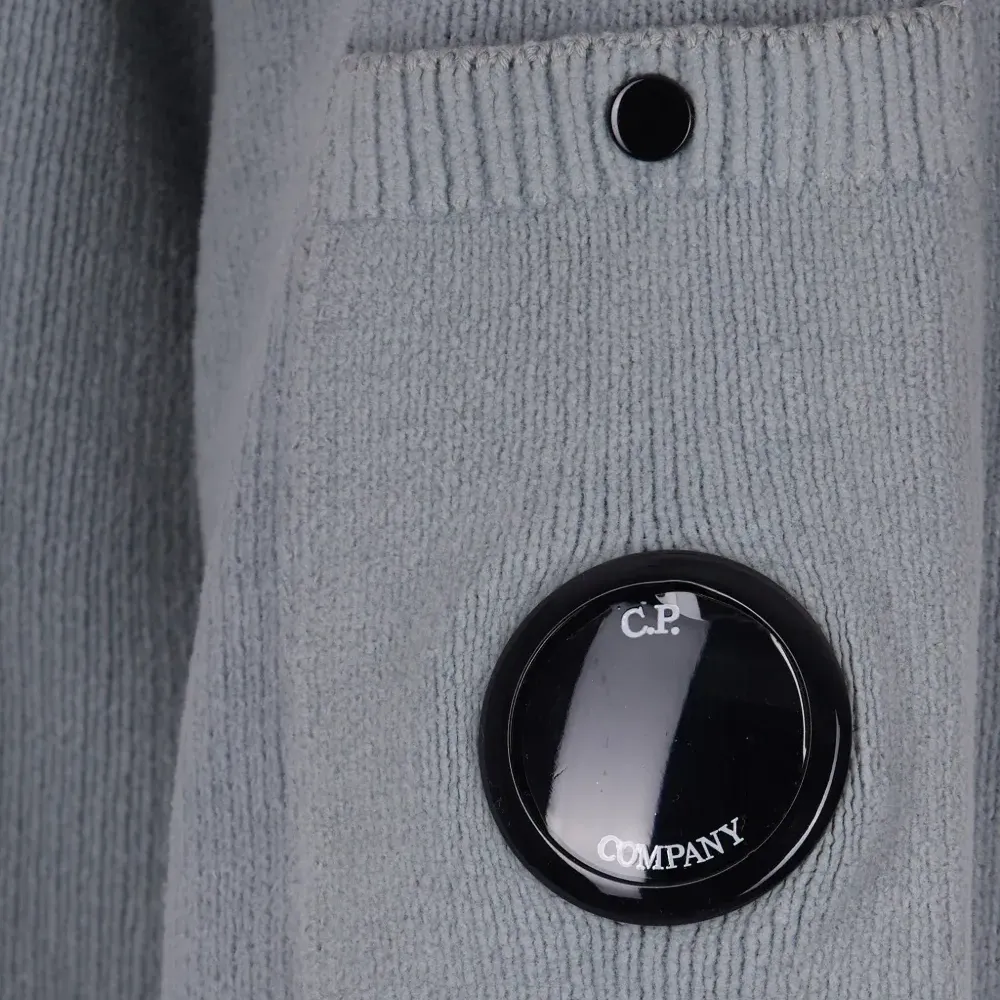 Джемпер с длинными рукавами и круглым вырезом