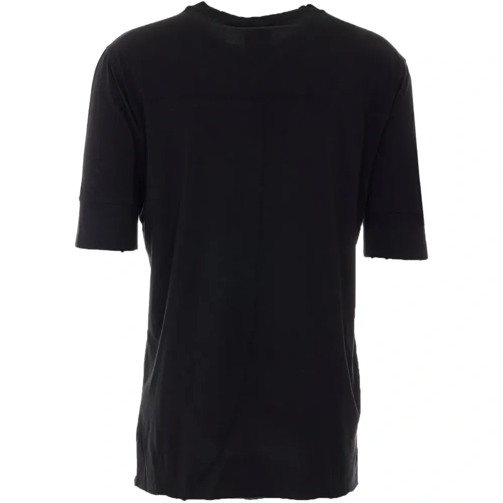 Футболка с круглым вырезом