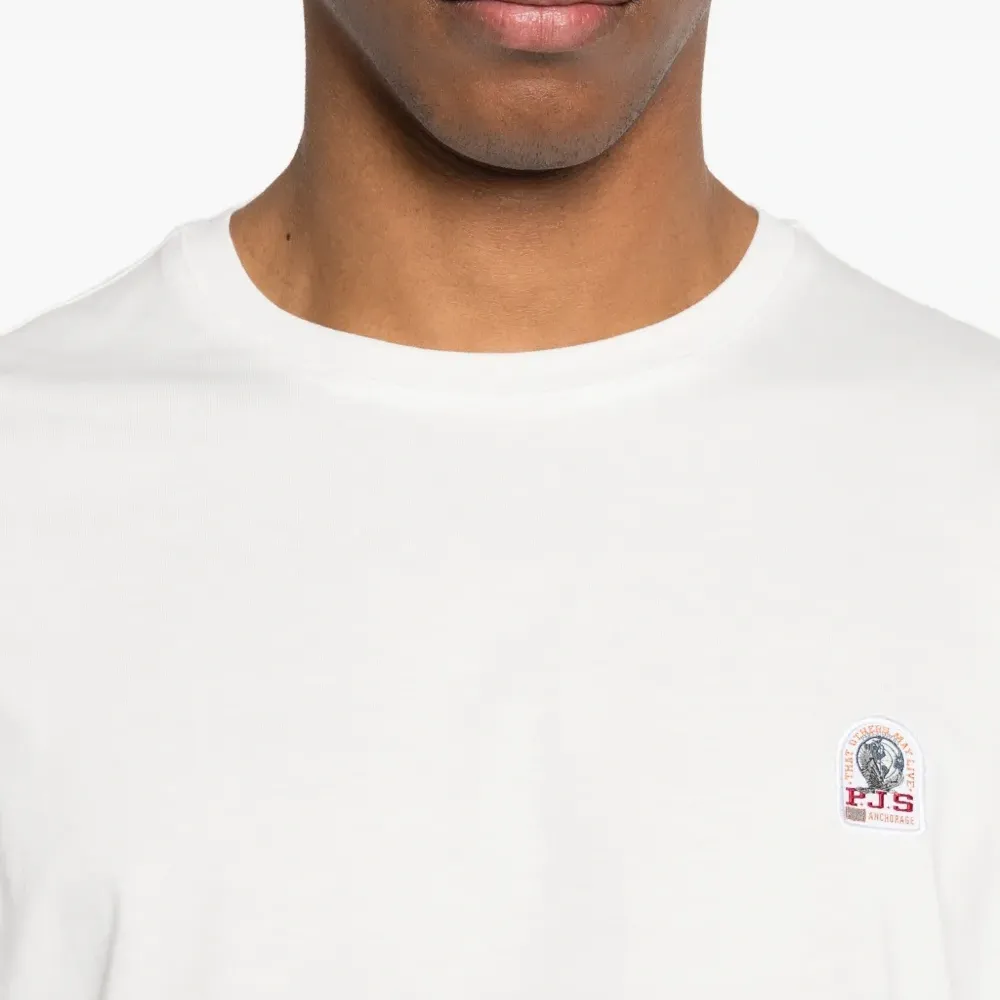 Футболка с круглым вырезом