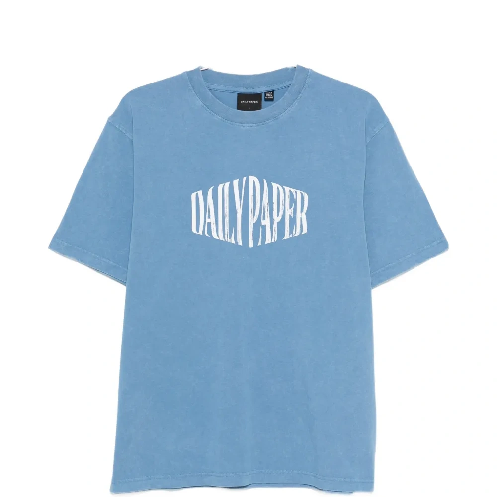 Футболка с логотипом