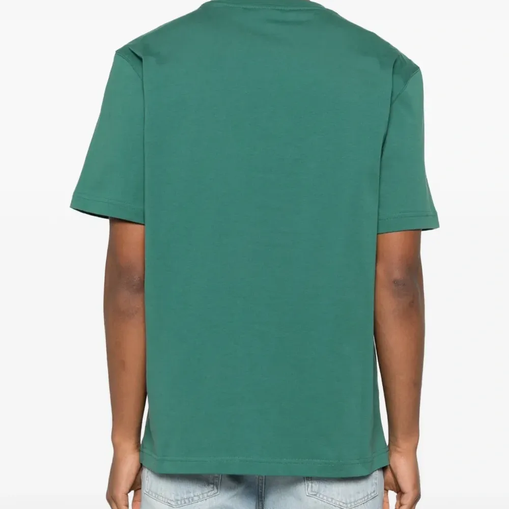 Футболка с нашивкой Dias