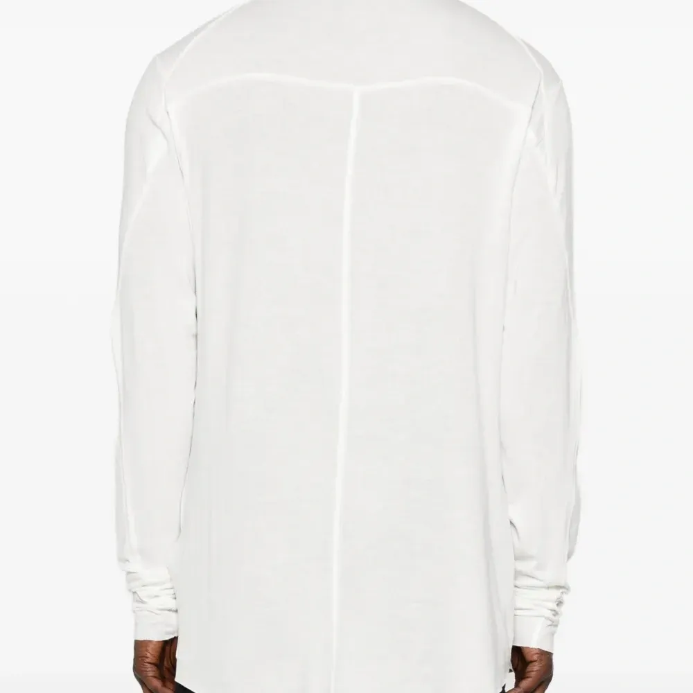 Футболка с длинными рукавами