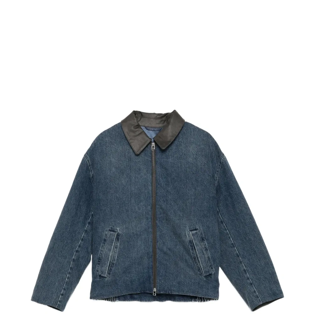 Джинсовая куртка на молнии