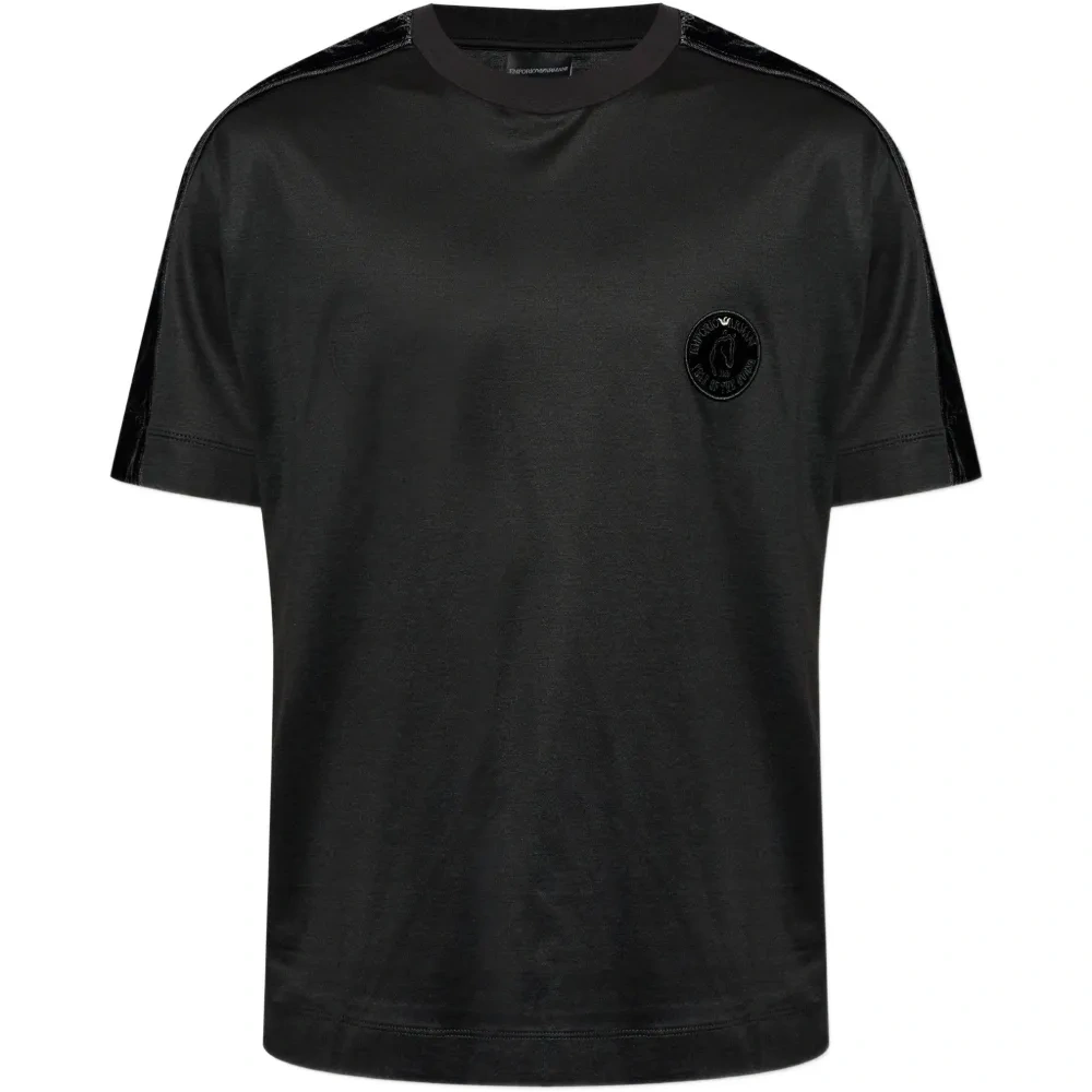 Футболка с нашивками к Лунному Новому году