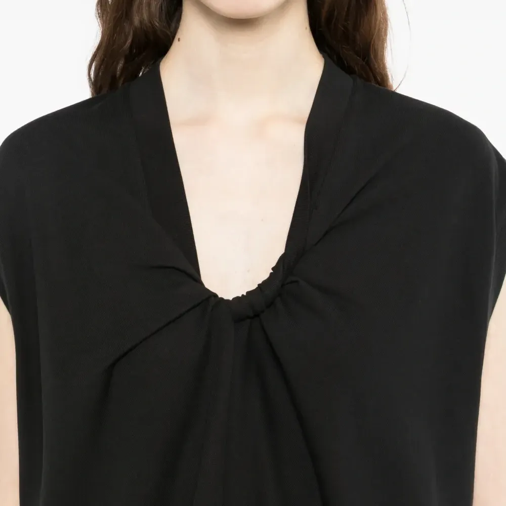 Плиссированная футболка без рукавов