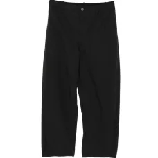 Зауженные брюки на завязке Зауженные брюки на завязке