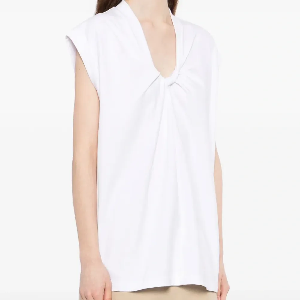 Плиссированная футболка без рукавов