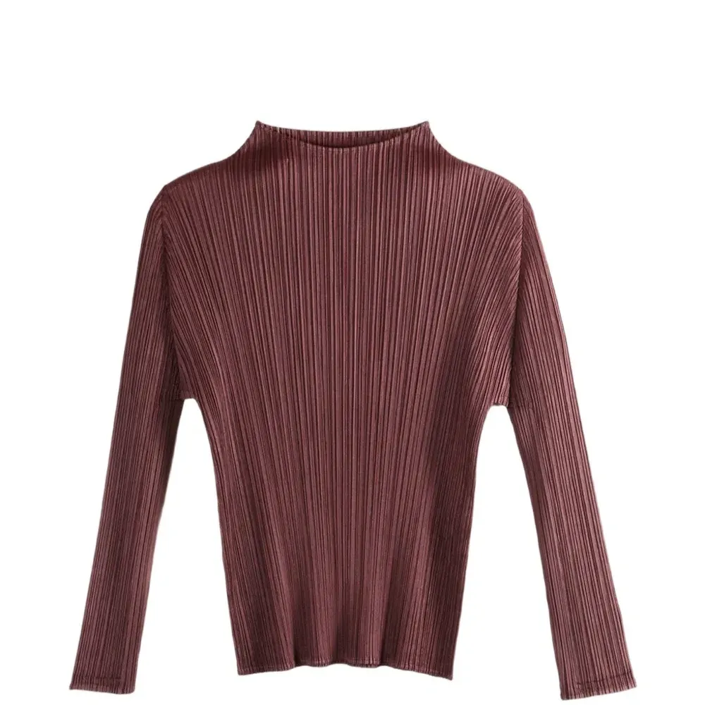 Плиссированная блуза с длинными рукавами