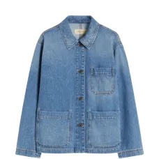 Куртка с карманами