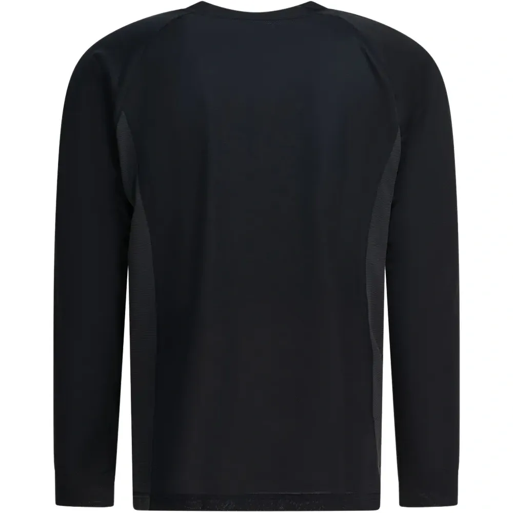 Футболка с длинными рукавами и контрастными вставками