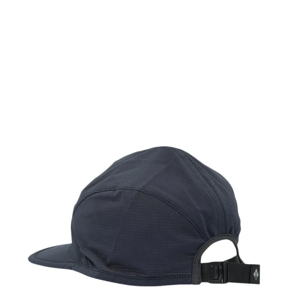 Кепка с узором