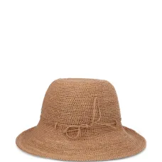 Шляпа из рафии с завязками