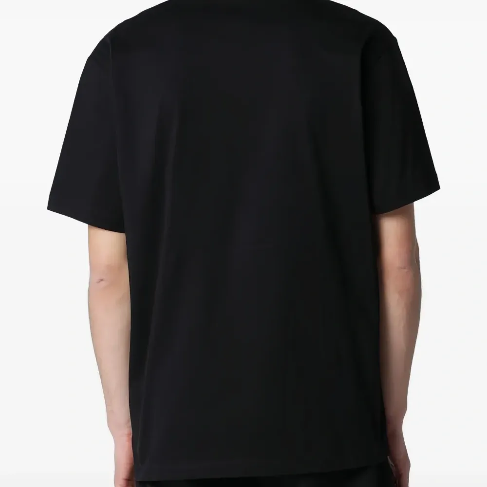 Футболка с логотипом