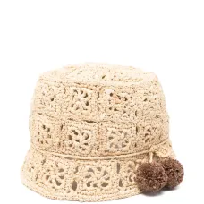 Вязаная шляпа с помпоном