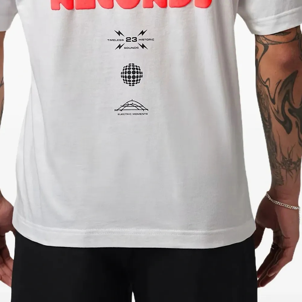 Футболка с графическим принтом "Broken Records"