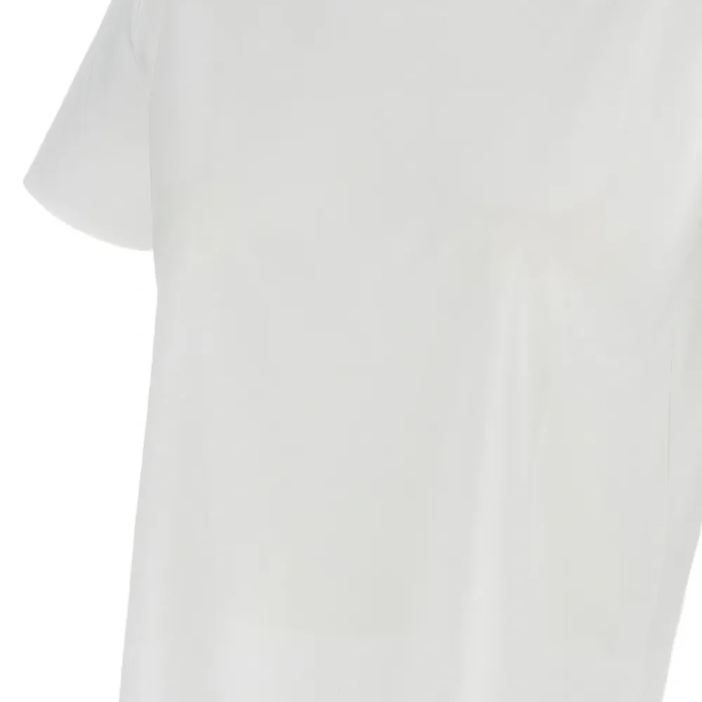 Футболка с круглым вырезом