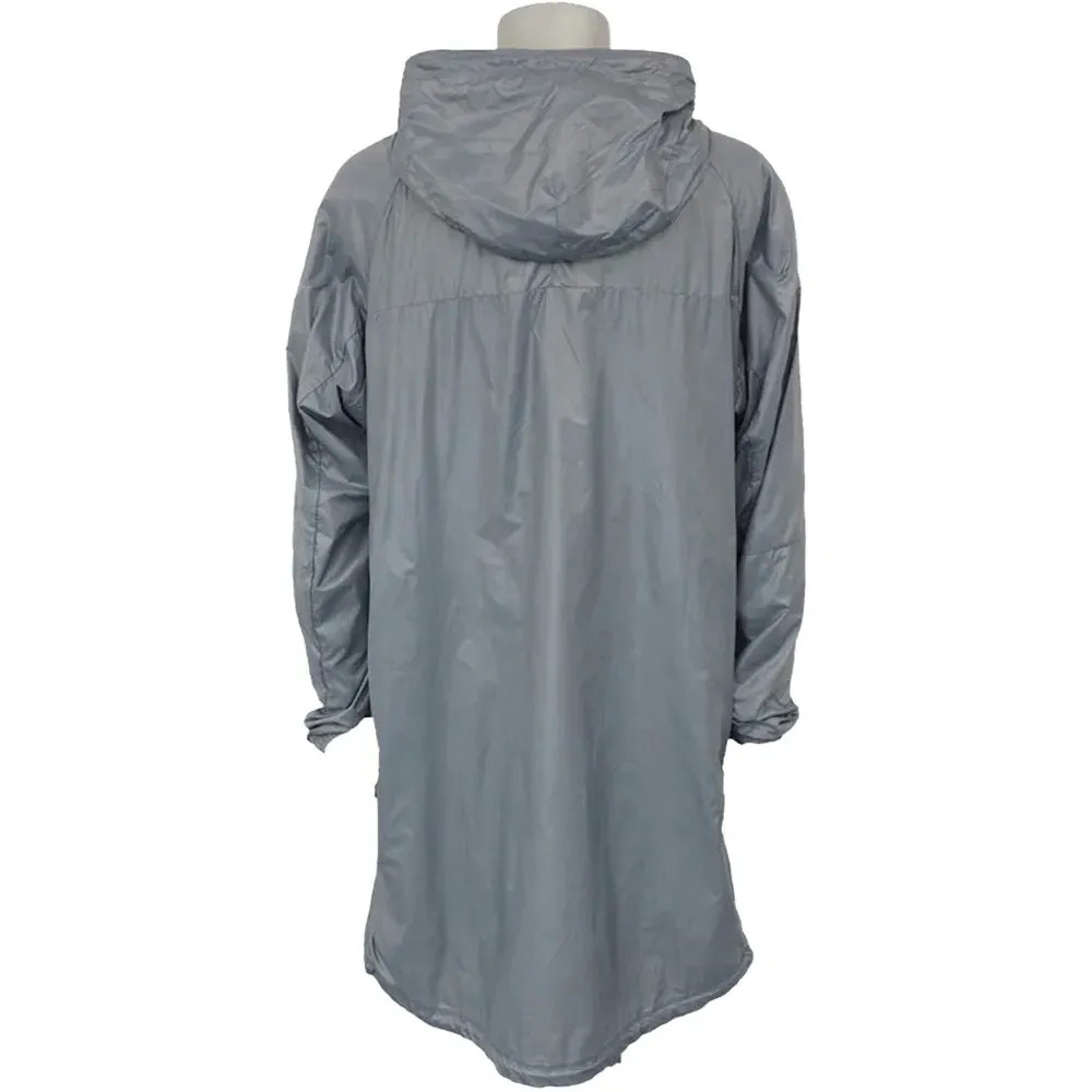 Лёгкая куртка на молнии