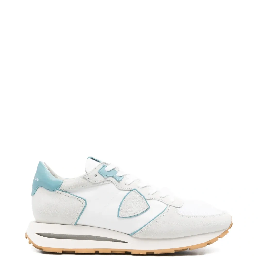 Кроссовки на шнуровке с нашивкой-логотипом Кроссовки на шнуровке с нашивкой-логотипом