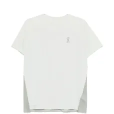 Футболка с логотипом