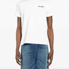 Футболка с логотипом