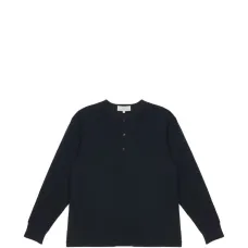 Лонгслив с длинными рукавами и застежкой "хенли"