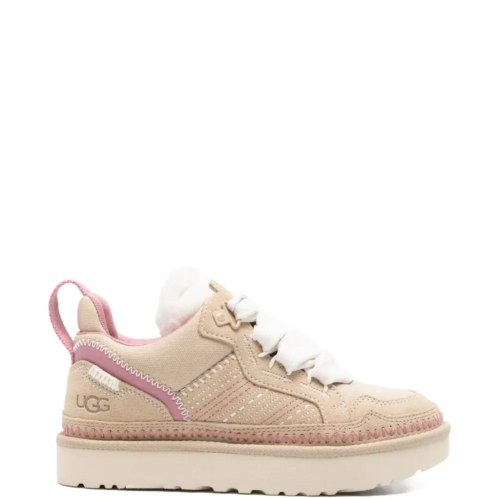 Замшевые кроссовки