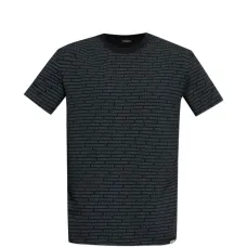 Футболка с логотипом