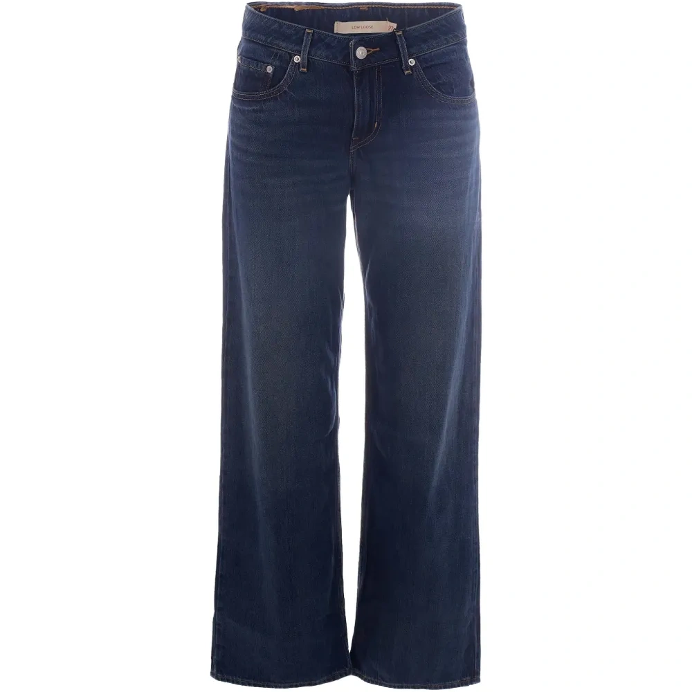 Расклешенные джинсы