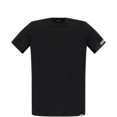 Футболка с логотипом