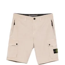 Шорты с накладными карманами