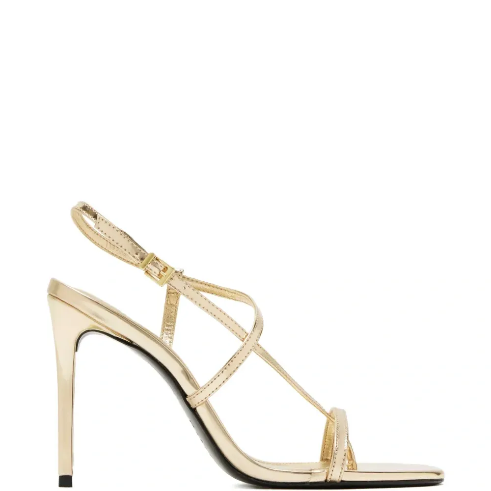 Металлические сандалии цвета лазури