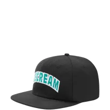 Бейсболка с вышитым логотипом Бейсболка с вышитым логотипом